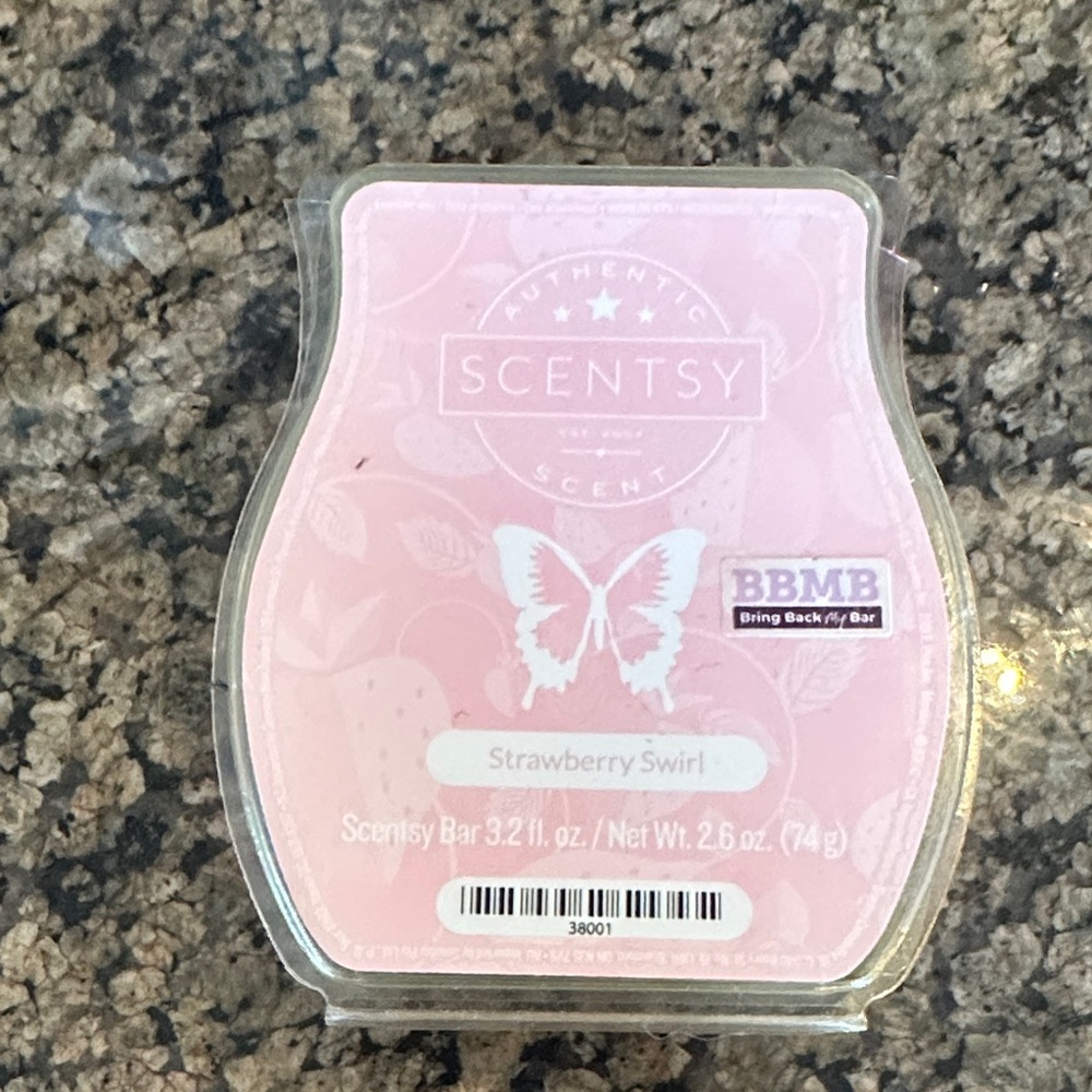 Scentsy Pink Strawberry Swirl Wax Bar